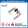 Acero inoxidable 304 Palanca de puerta comercial contemporánea Manija DDSH021